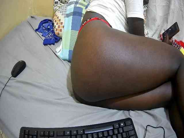just-khadija webcam