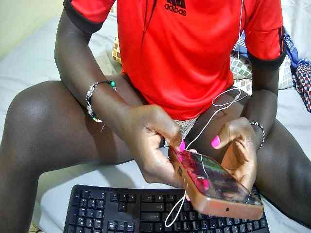 just-khadija webcam
