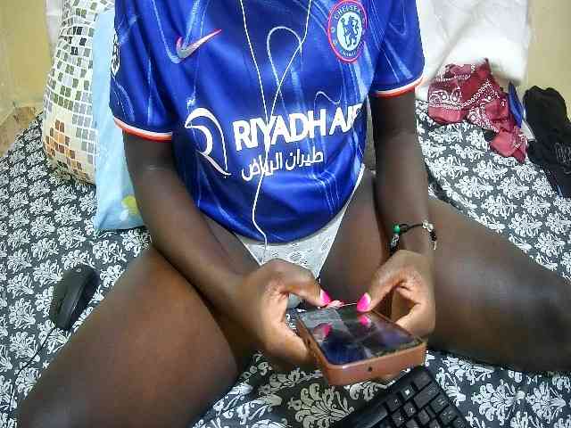 just-khadija webcam