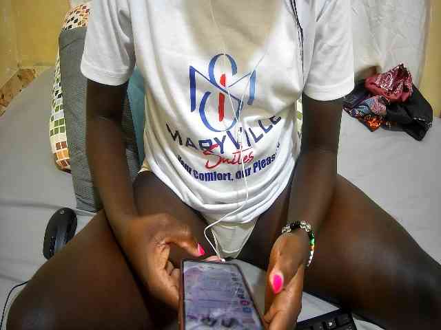 just-khadija webcam