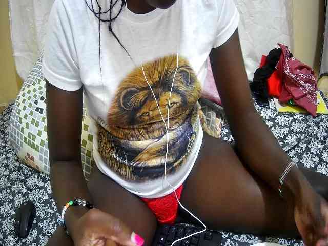 just-khadija webcam