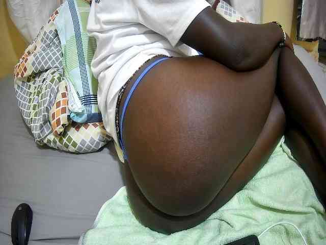 just-khadija webcam