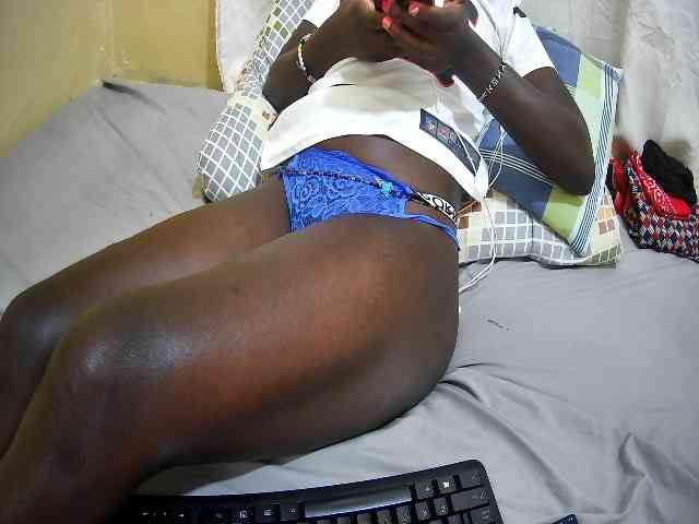 just-khadija webcam