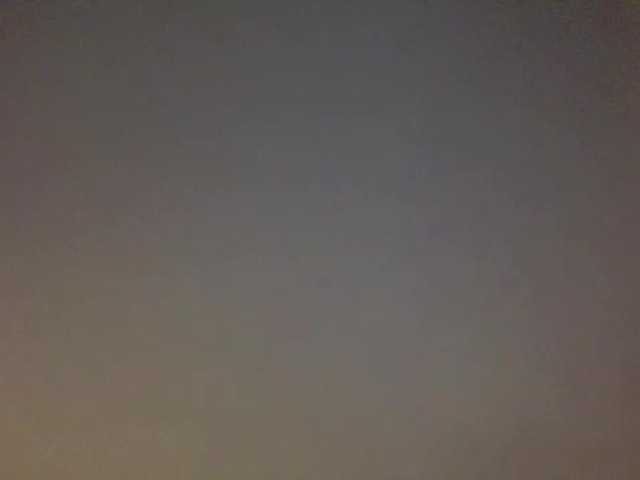 EmmyHot live cam on BongaCams