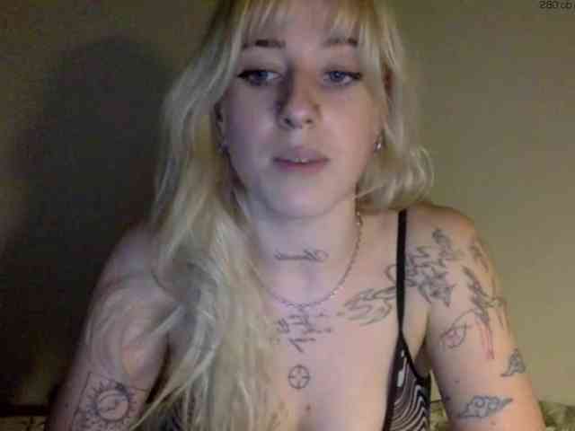 Emmyhot webcam