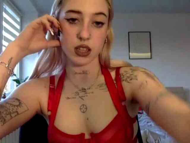 Emmyhot webcam