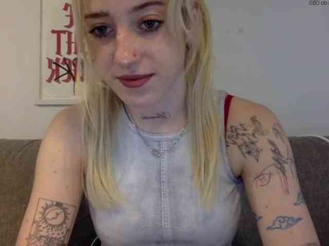 Emmyhot webcam