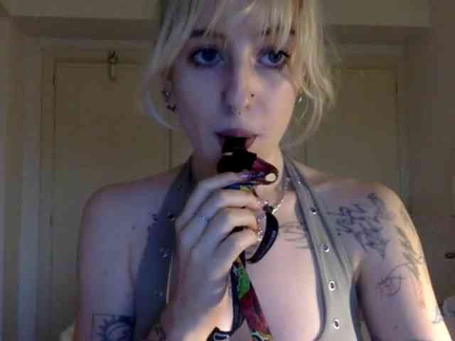 Emmyhot webcam