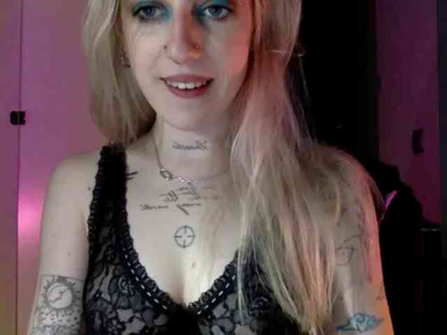 Emmyhot webcam