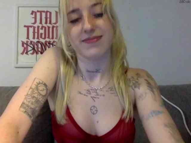 Emmyhot webcam