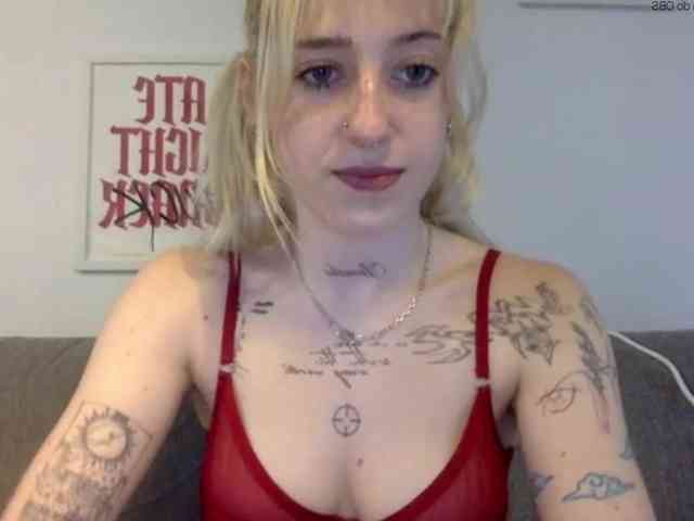 Emmyhot webcam