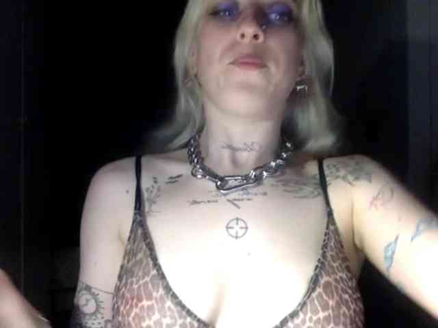 Emmyhot webcam