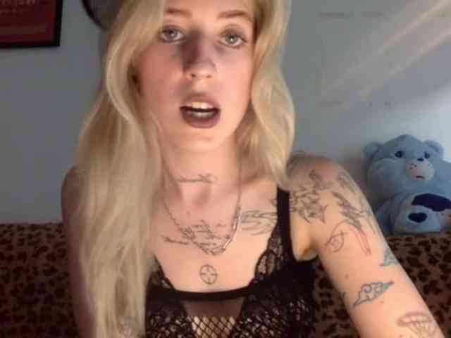 Emmyhot webcam