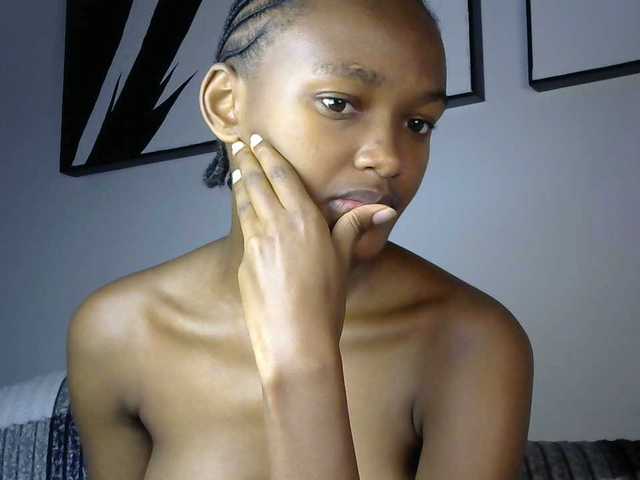 prettyquin256 Live Cam and Statistics on UnifiedCams