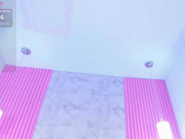 ArianaRougee live cam on BongaCams