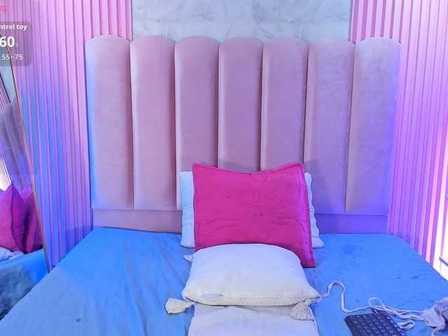 ArianaRougee live cam on BongaCams
