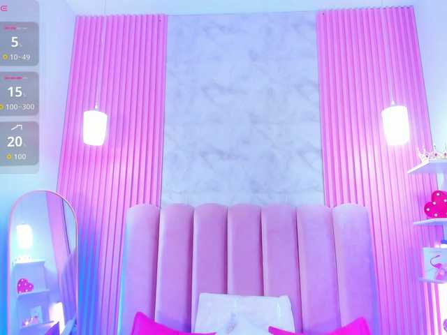 ArianaRougee live cam on BongaCams