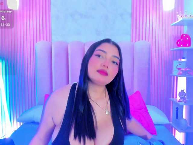 ArianaRougee live cam on BongaCams