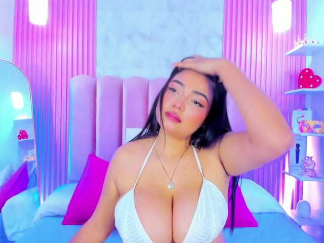 ArianaRougee live webcam show