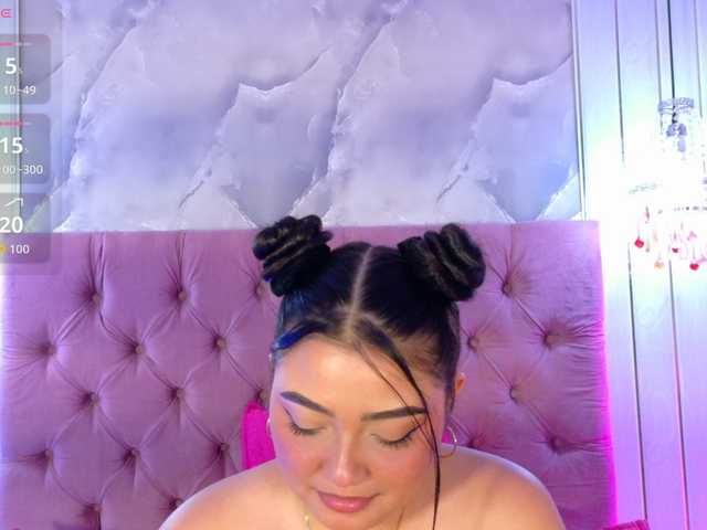 ArianaRougee live cam on BongaCams
