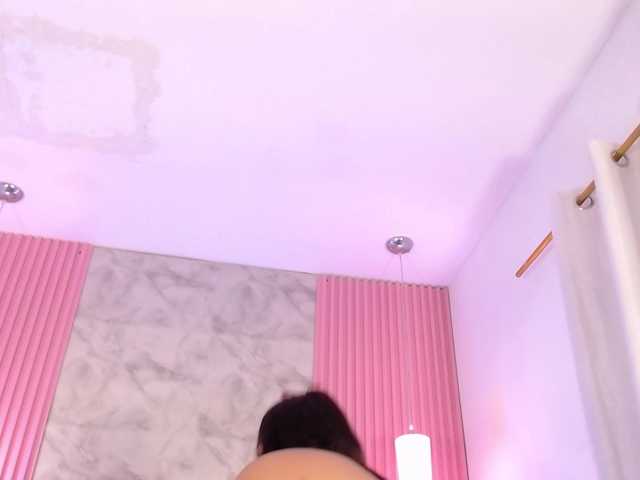 ArianaRougee live cam on BongaCams