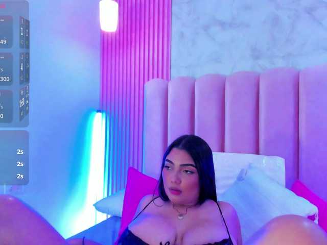 ArianaRougee live cam on BongaCams