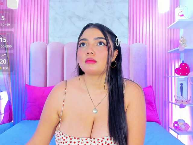 ArianaRougee live cam on BongaCams