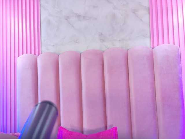 ArianaRougee live cam on BongaCams