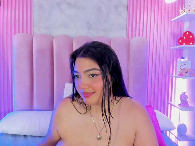 ArianaRougee live cam on BongaCams