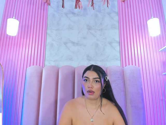 ArianaRougee live cam on BongaCams