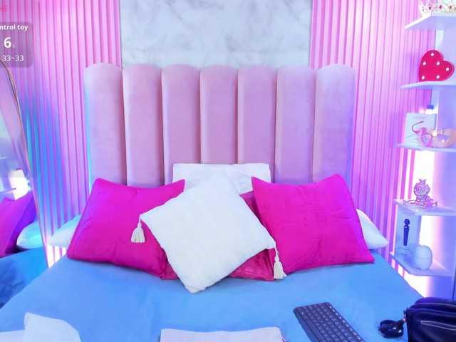 ArianaRougee live cam on BongaCams