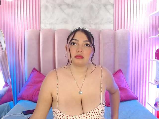 ArianaRougee live cam on BongaCams