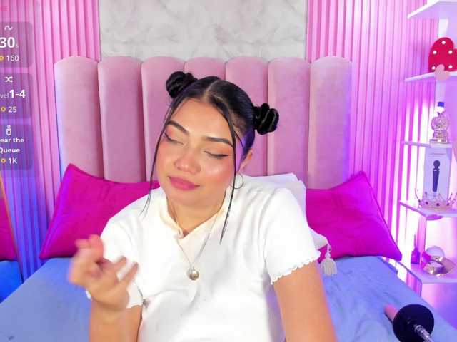 ArianaRougee live cam on BongaCams