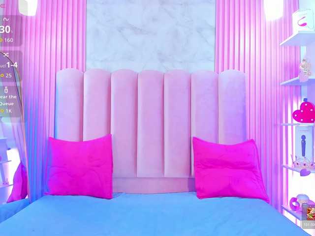 ArianaRougee live cam on BongaCams