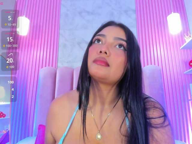 ArianaRougee live cam on BongaCams