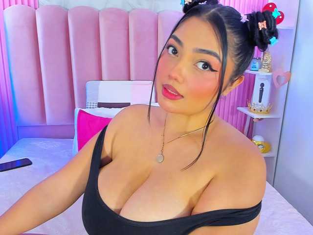 ArianaRougee, live now on BongaCams