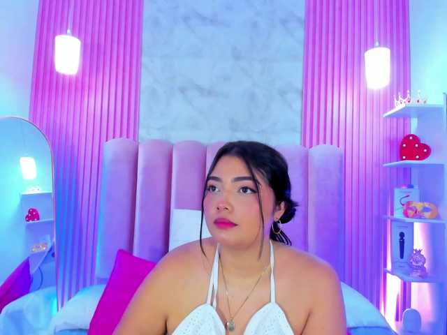 ArianaRougee live cam on BongaCams