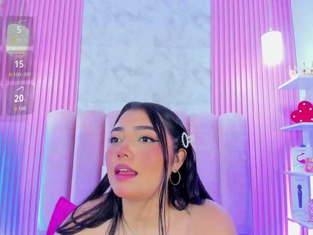 ArianaRougee live cam on BongaCams