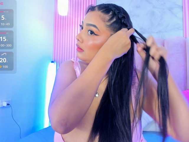 ArianaRougee live cam on BongaCams