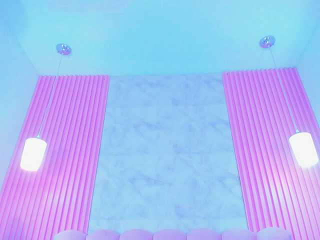 ArianaRougee live cam on BongaCams
