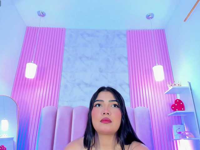 ArianaRougee live cam on BongaCams