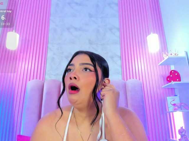 ArianaRougee live cam on BongaCams