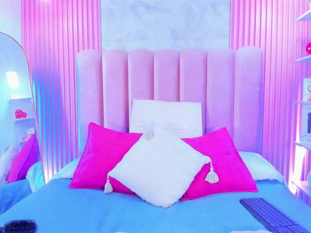 ArianaRougee live cam on BongaCams