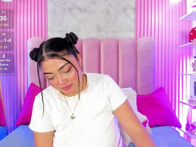 ArianaRougee live cam on BongaCams