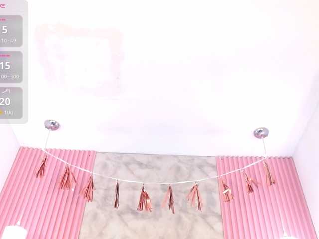 ArianaRougee live cam on BongaCams