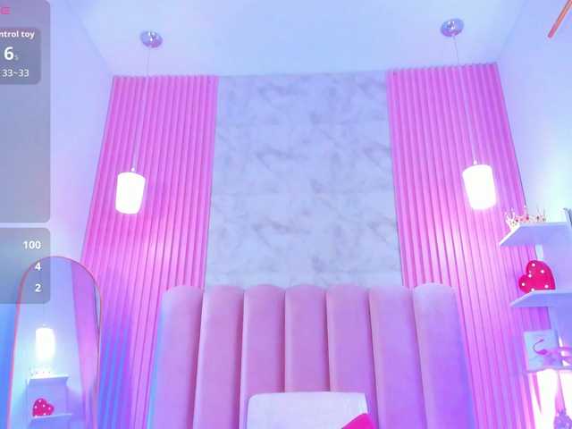 ArianaRougee live cam on BongaCams