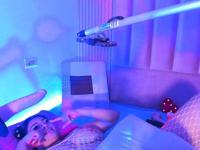 ArianaRougee live cam on BongaCams