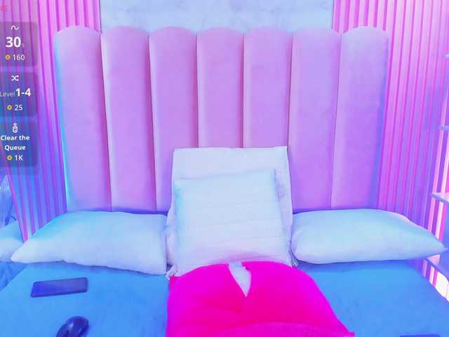 ArianaRougee live cam on BongaCams