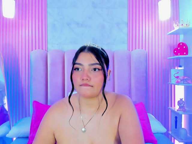 ArianaRougee live cam on BongaCams