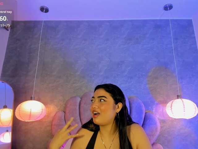 ArianaRougee live cam on BongaCams